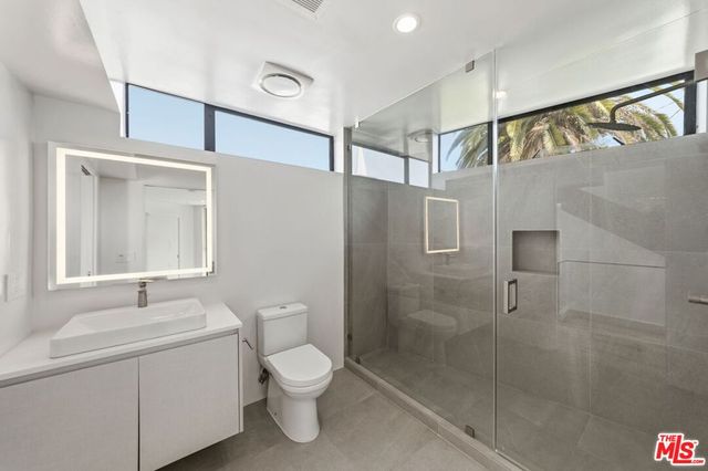 407 Rialto Avenue, Venice, CA 90291