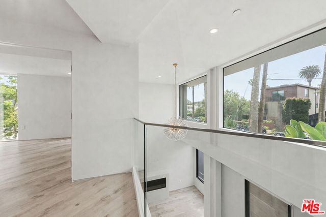 407 Rialto Avenue, Venice, CA 90291