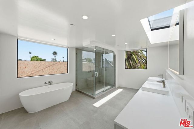 407 Rialto Avenue, Venice, CA 90291