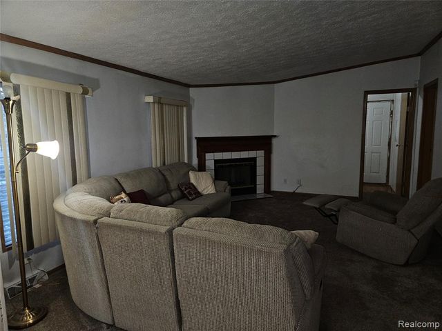312 Black Oak, Flint, MI 48506