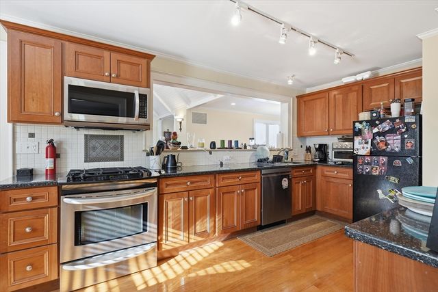349 Auburndale Ave, Newton, MA 02466