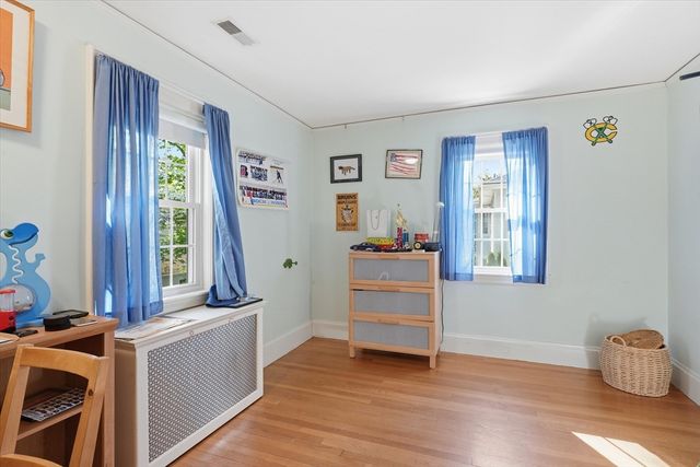 349 Auburndale Ave, Newton, MA 02466
