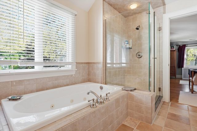 349 Auburndale Ave, Newton, MA 02466