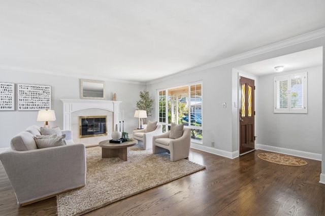 325 Palomar Court, San Bruno, CA 94066