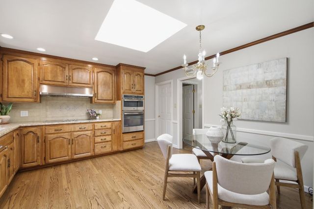 325 Palomar Court, San Bruno, CA 94066