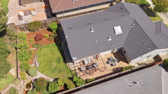 325 Palomar Court, San Bruno, CA 94066