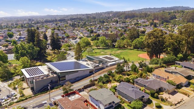 325 Palomar Court, San Bruno, CA 94066