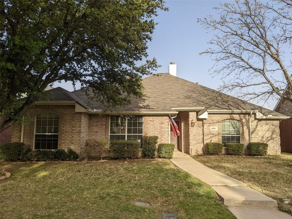 1257 Mcmahan Drive, Lewisville, TX 75077