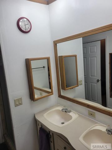 3774 Highway 33, Sugar City, ID 83448