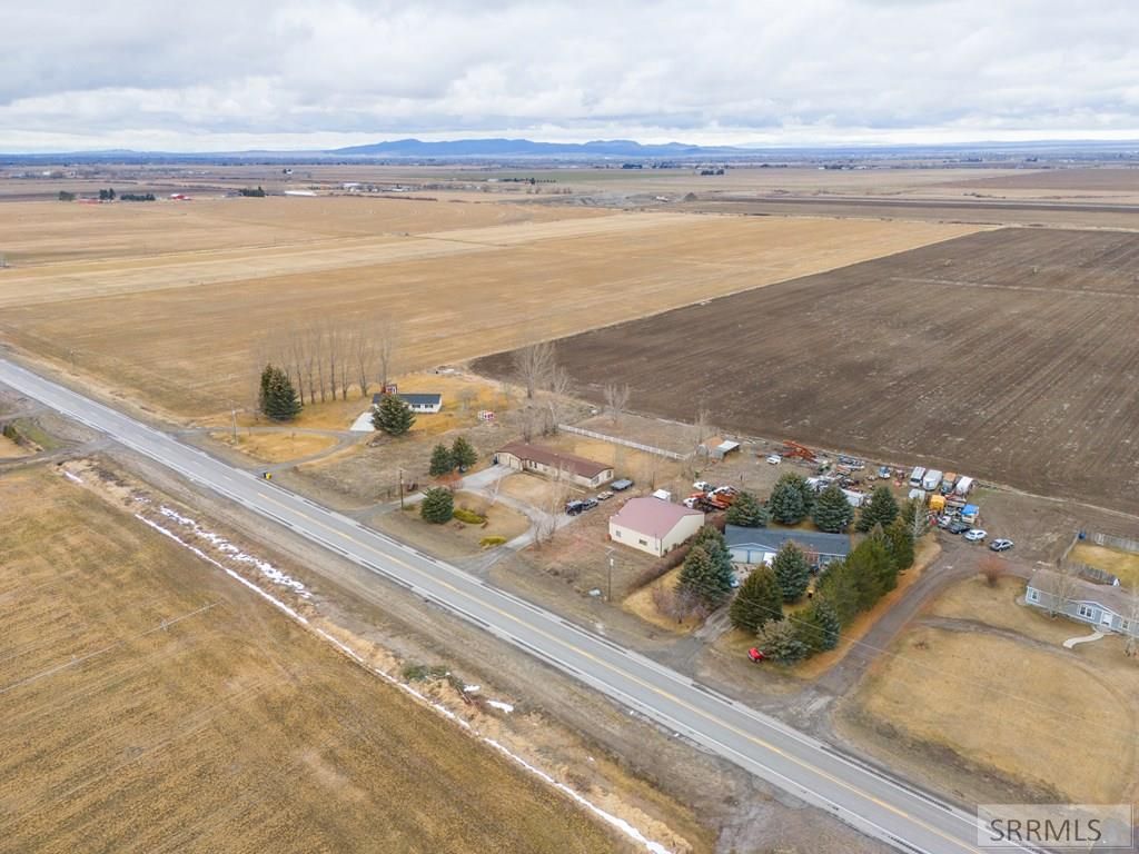 Image 14 of property listing at 3774 Highway 33, Sugar City, ID 83448