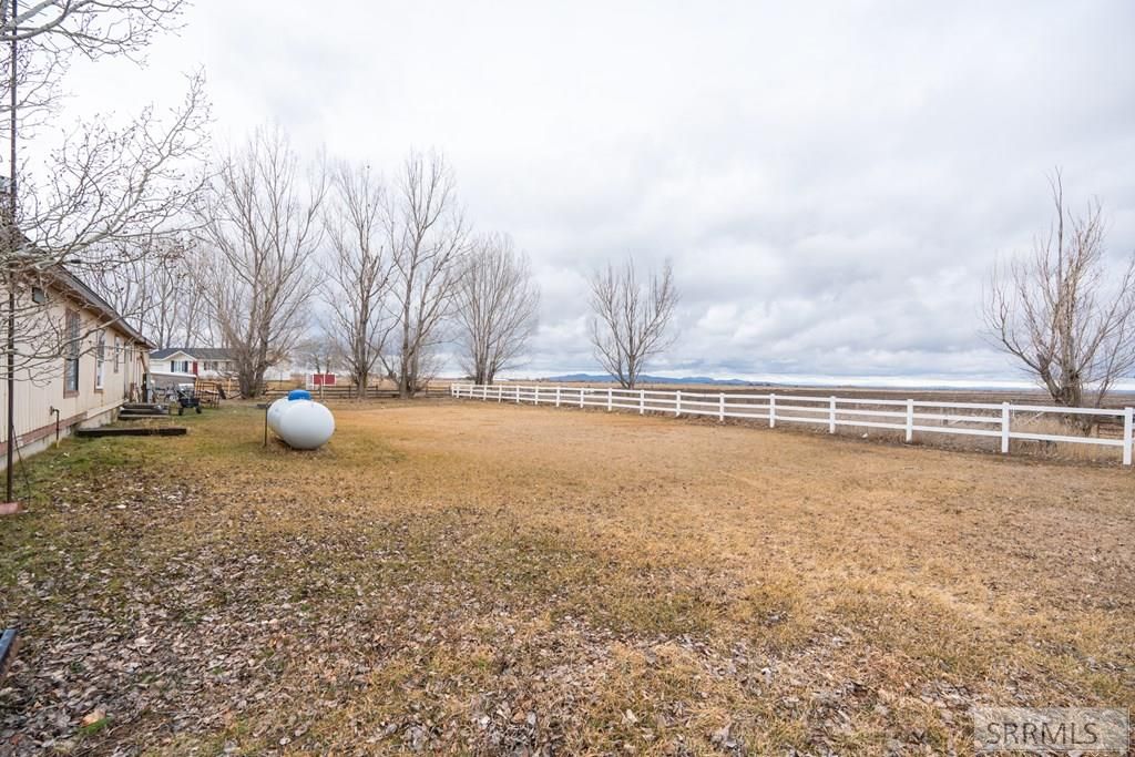 Image 5 of property listing at 3774 Highway 33, Sugar City, ID 83448