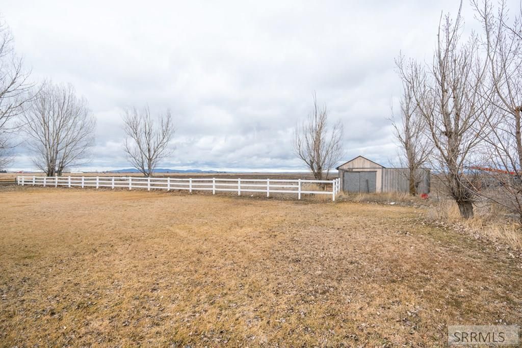 Image 6 of property listing at 3774 Highway 33, Sugar City, ID 83448