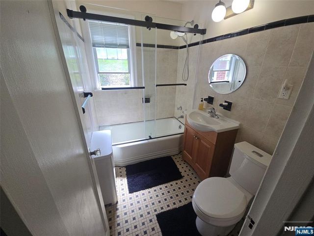 152 Boyden Avenue A, Maplewood, NJ 07040