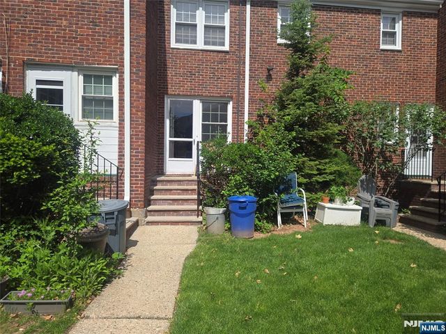 152 Boyden Avenue A, Maplewood, NJ 07040