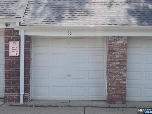 152 Boyden Avenue A, Maplewood, NJ 07040