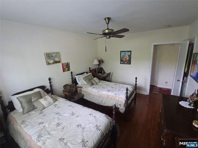 152 Boyden Avenue A, Maplewood, NJ 07040