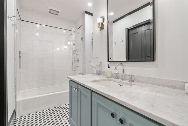 205 Commonwealth Avenue 6, Boston, MA 02116