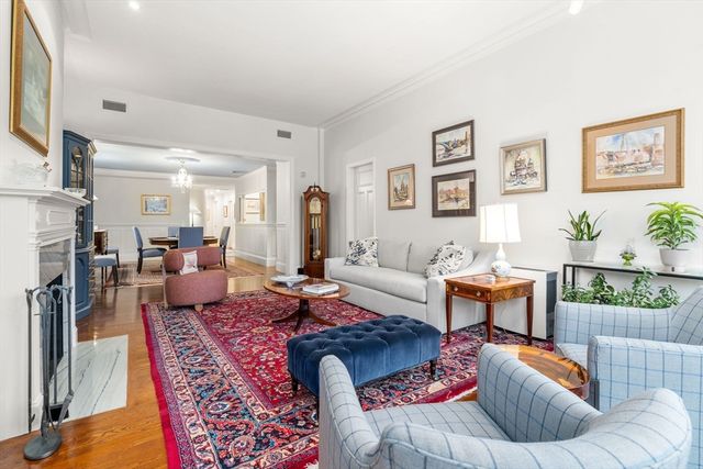 205 Commonwealth Avenue 6, Boston, MA 02116