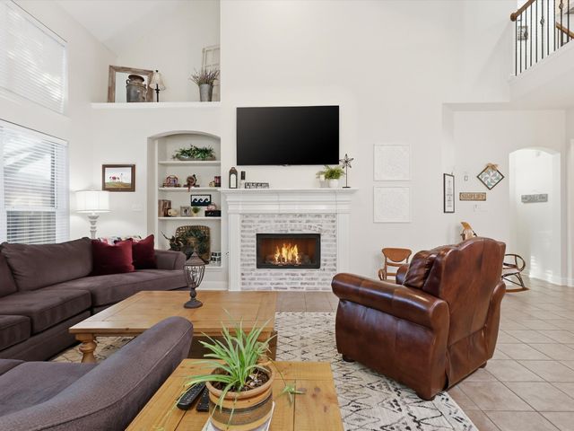 2632 Lakebend Drive, Grand Prairie, TX 75054