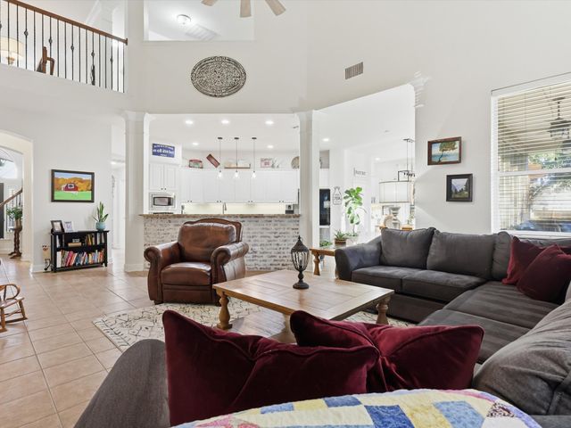 2632 Lakebend Drive, Grand Prairie, TX 75054