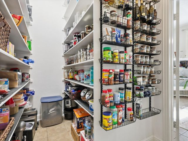 2632 Lakebend Drive, Grand Prairie, TX 75054