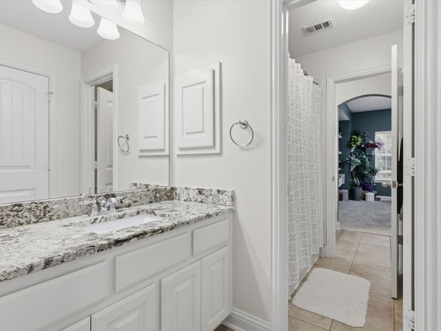 2632 Lakebend Drive, Grand Prairie, TX 75054