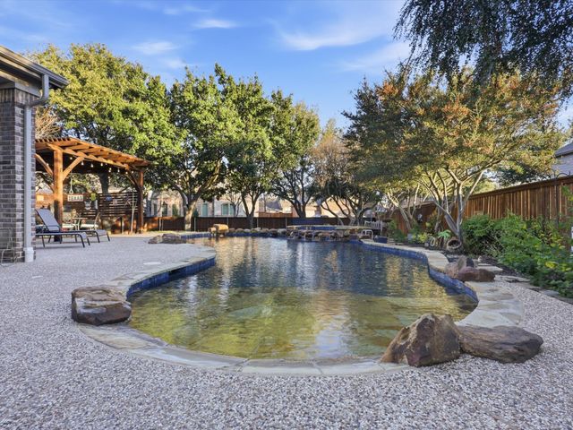 2632 Lakebend Drive, Grand Prairie, TX 75054