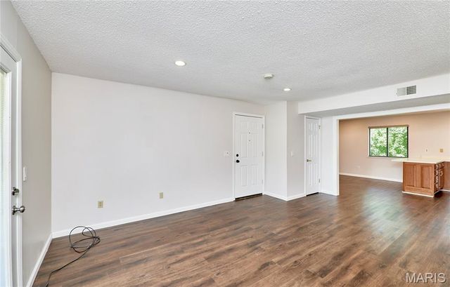80 Lemans Court 80, Lake St Louis, MO 63367