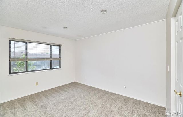 80 Lemans Court 80, Lake St Louis, MO 63367