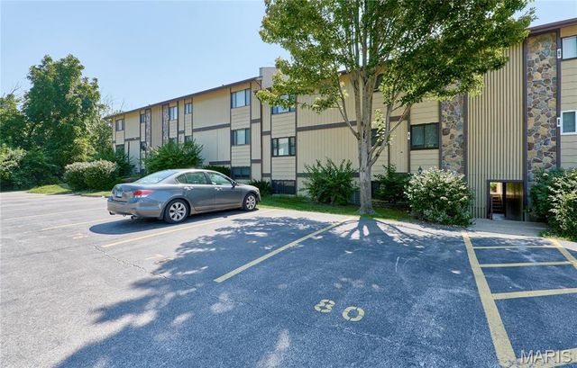 80 Lemans Court 80, Lake St Louis, MO 63367