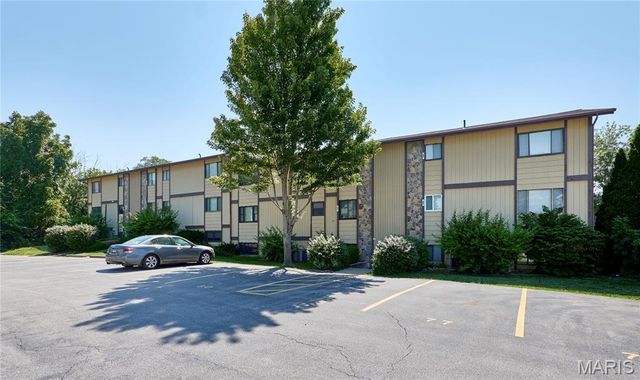 80 Lemans Court 80, Lake St Louis, MO 63367