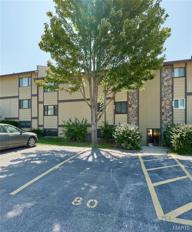 80 Lemans Court 80, Lake St Louis, MO 63367