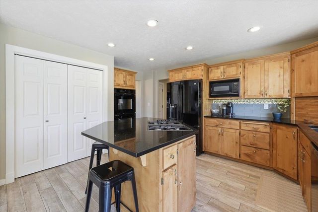 2221 S Steen Rd, Spokane Valley, WA 99037