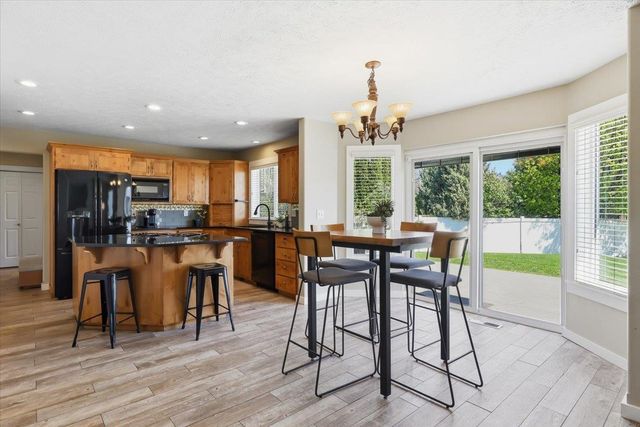 2221 S Steen Rd, Spokane Valley, WA 99037