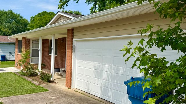 2111 Jones Street, Malvern, AR 72104