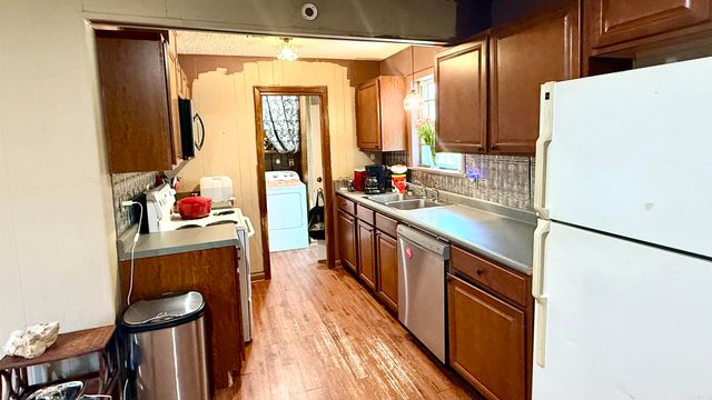 2111 Jones Street, Malvern, AR 72104