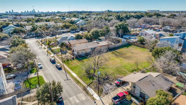 6908 Blessing Ave, Austin, TX 78752