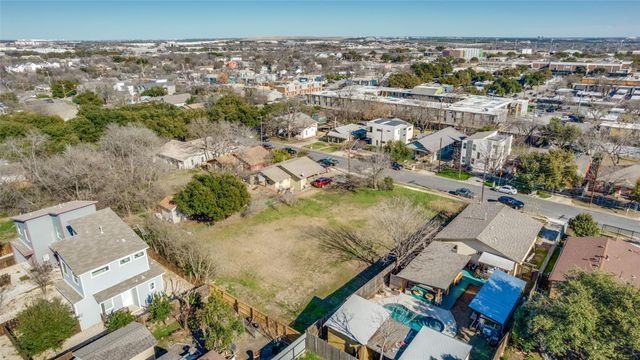 6908 Blessing Ave, Austin, TX 78752