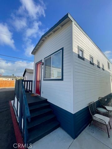 313 1st Street E, La Habra, CA 90631