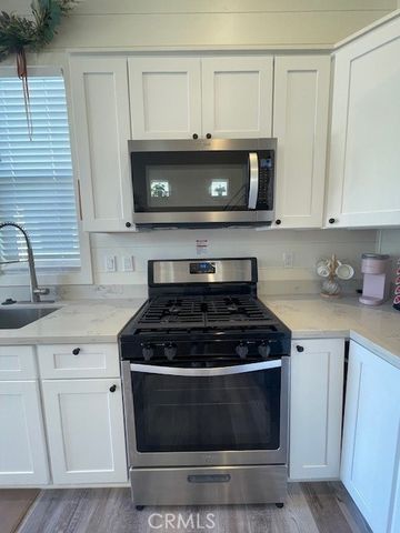 313 1st Street E, La Habra, CA 90631