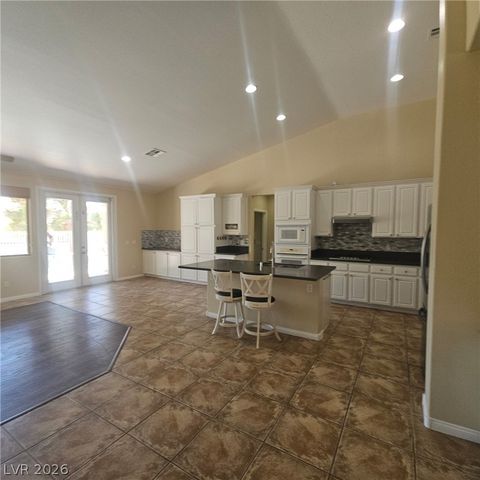 4937 Wayfaring Tree Avenue, Las Vegas, NV 89131