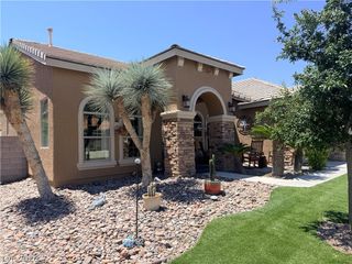 4937 Wayfaring Tree Avenue, Las Vegas, NV 89131