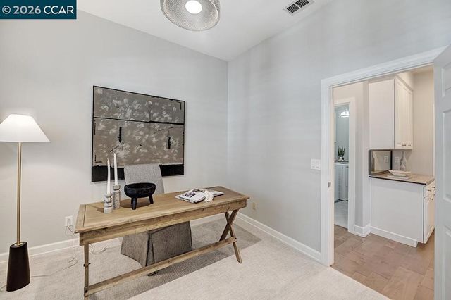 592 High Eagle Ct, Walnut Creek, CA 94595