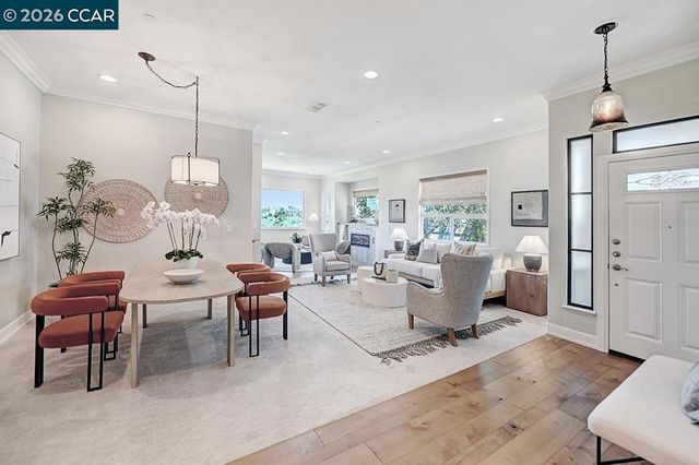 592 High Eagle Ct, Walnut Creek, CA 94595