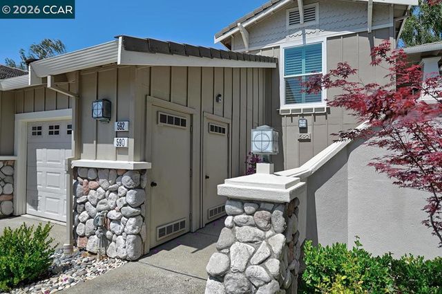 592 High Eagle Ct, Walnut Creek, CA 94595