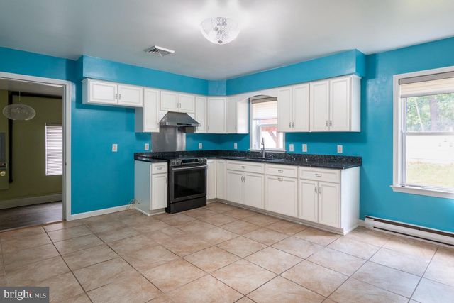 140 BAYBERRY ST, Browns Mills, NJ 08015