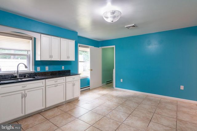 140 BAYBERRY ST, Browns Mills, NJ 08015