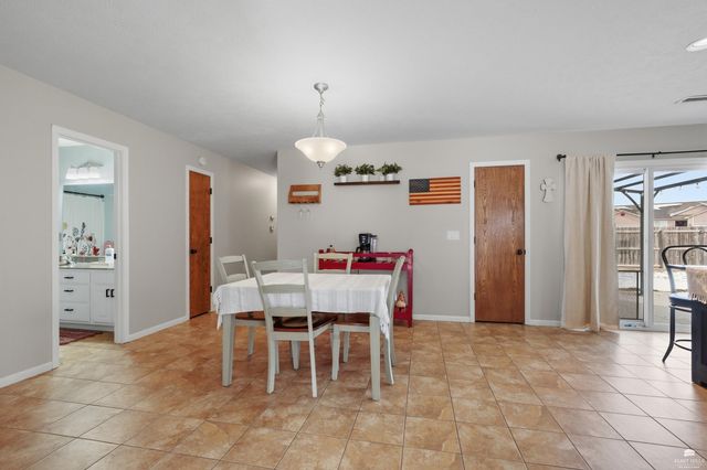 812 Butterfield Road, Manhattan, KS 66502