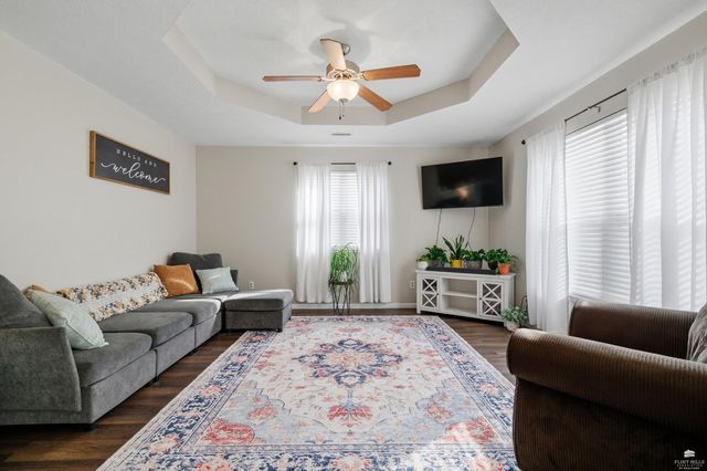 812 Butterfield Road, Manhattan, KS 66502