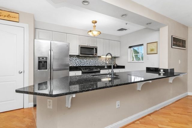 501 Commerce Dr 2204, Braintree, MA 02184